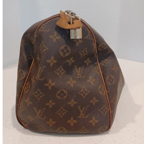 Authentic Louis Vuitton Monogram Speedy A0140 - Picture 2 of 13
